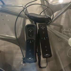2 Wii Controllers with Nunchuck